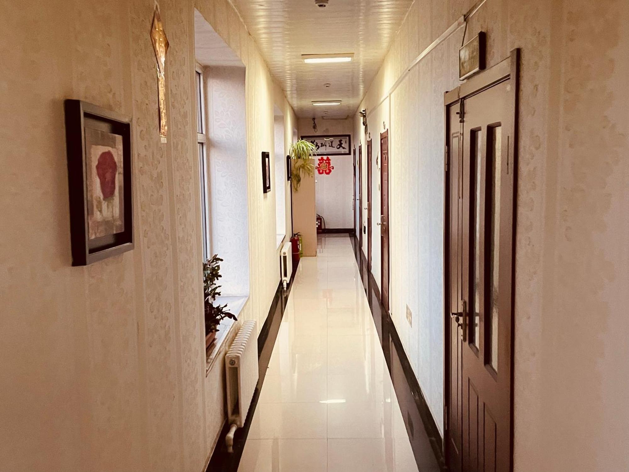 哈尔滨机场东方红运宾馆 Hotel Exterior foto